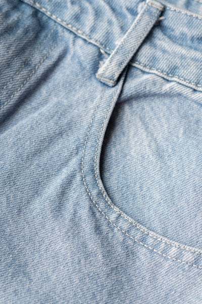 Highwaist Jeans mit geradem Bein (Hellblau)