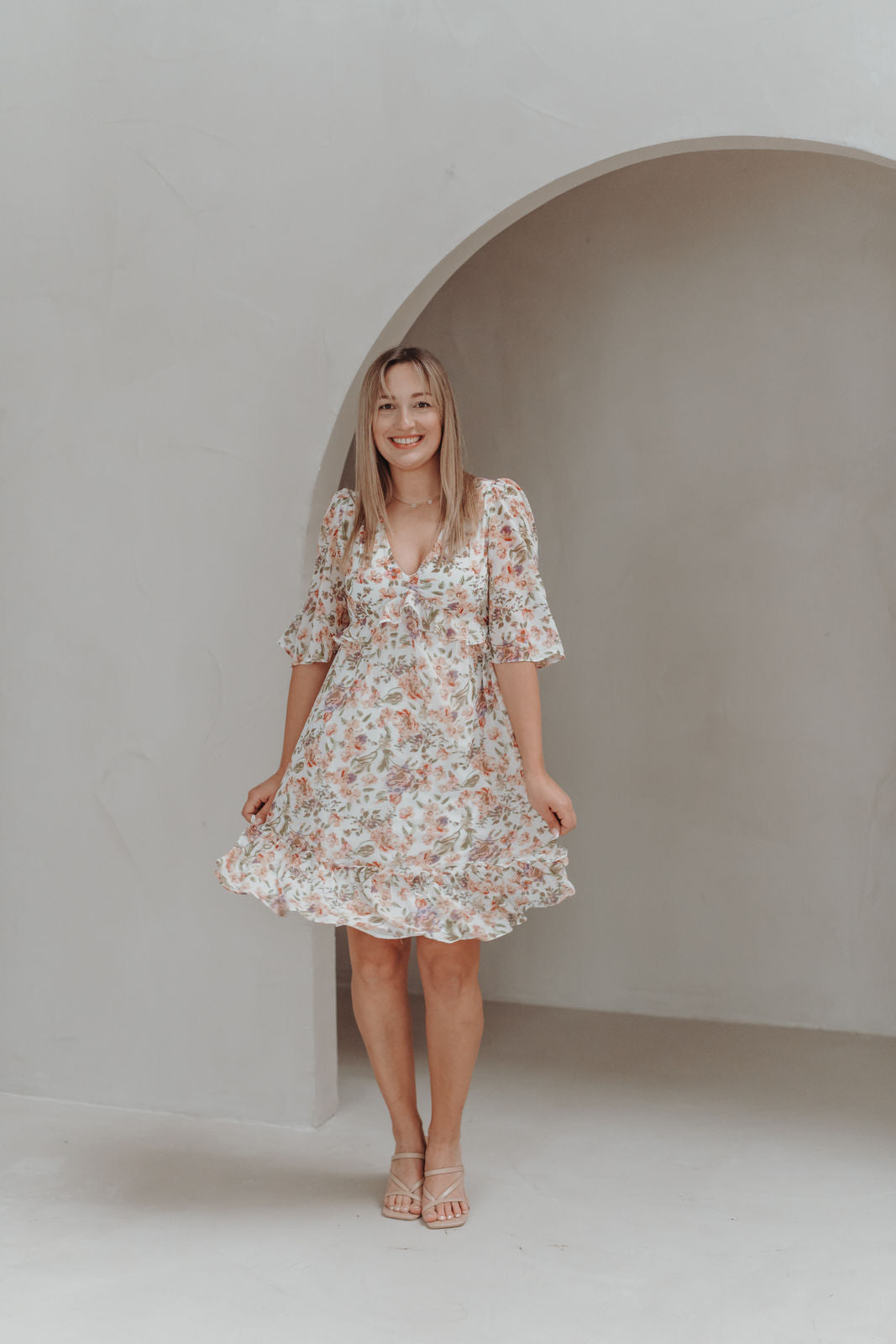 Kleid mit Blumenprint (Weiss-Orange)