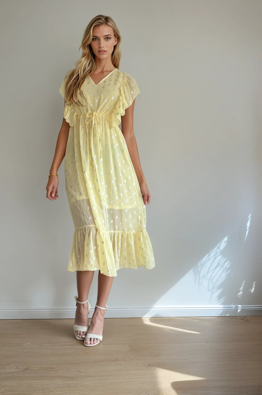 Kleid mit Flügelärmeln (Zitronengelb)