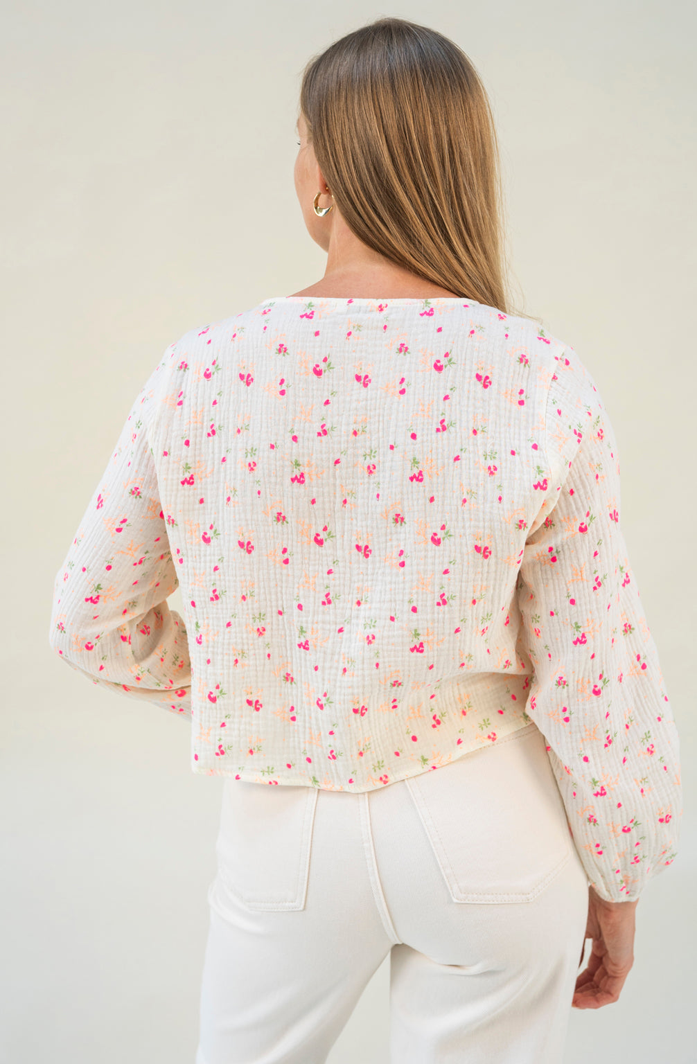 Bluse zum Binden mit Blumenprint (Creme-Pink)