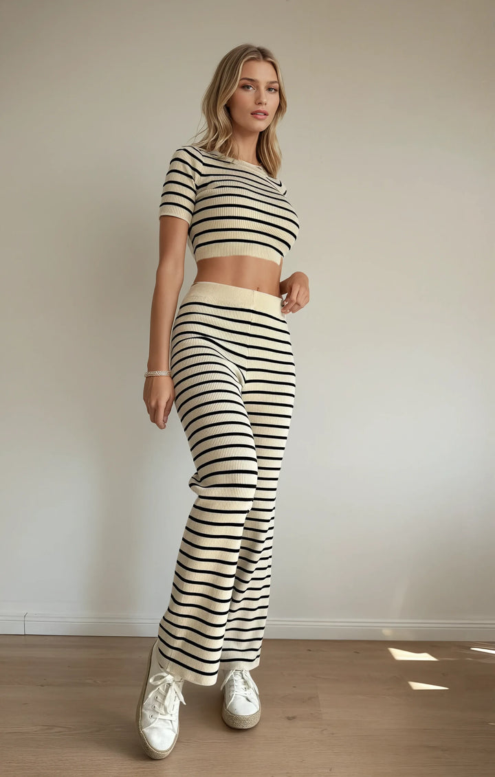 Zweiteiler aus Rippstrick (Creme-Schwarz)