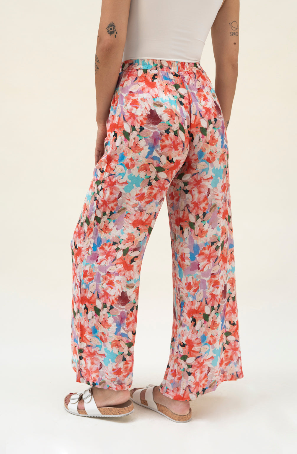 Stoffhose mit Blumenprint (Buntmix)