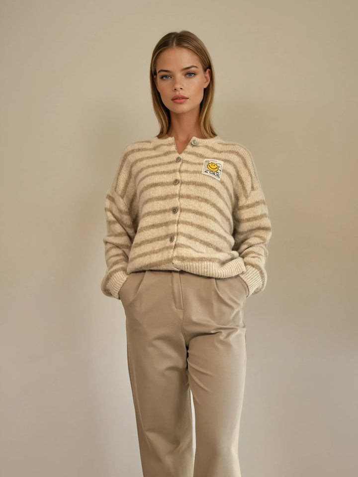 Cardigan mit Smiley-Patch (Beige Weiß Gestreift)