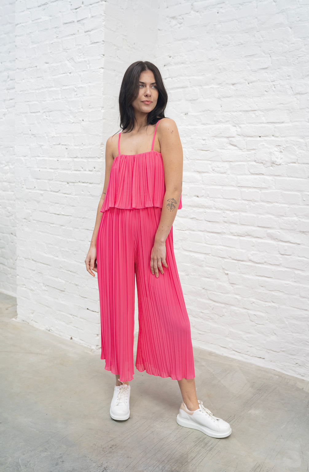 Jumpsuit in Faltenoptik (Pink)