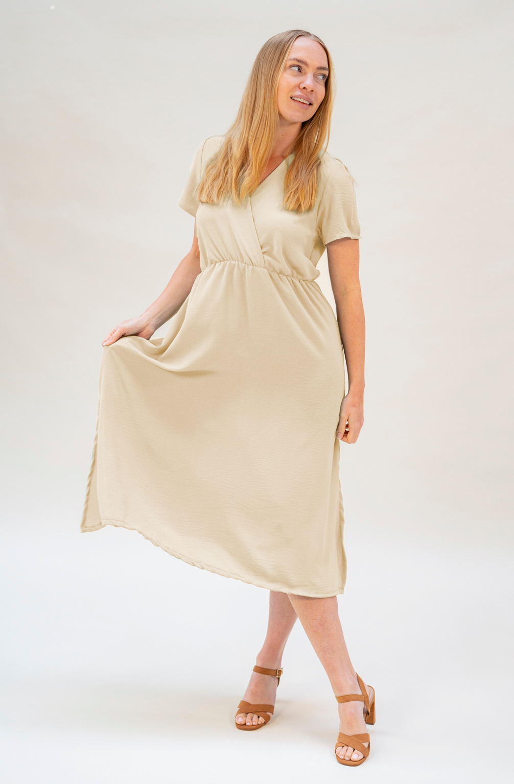 Midikleid mit V-Ausschnitt (Beige)