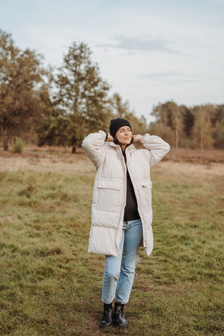 Steppjacke mit aufgesetzten Taschen (Beige)