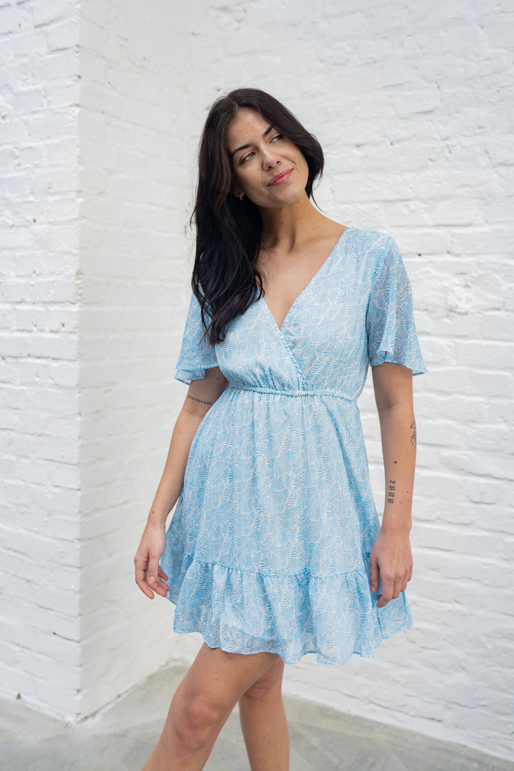 Kleid mit Muster (Hellblau-Weiß)