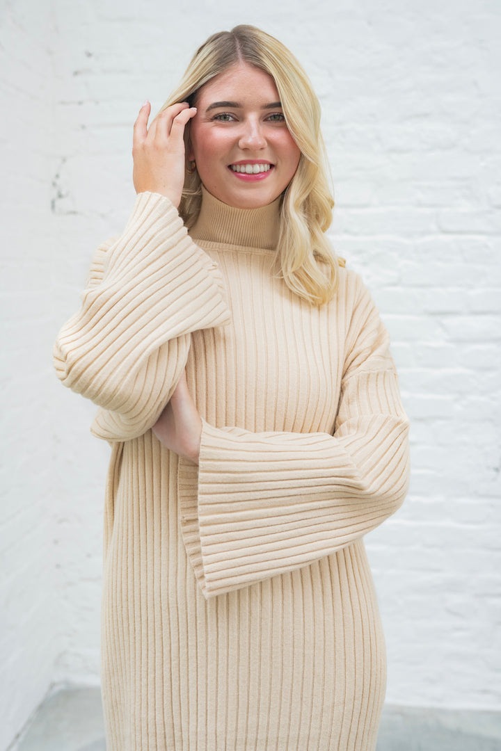 Long Pullover mit weiten Ärmeln (Beige)