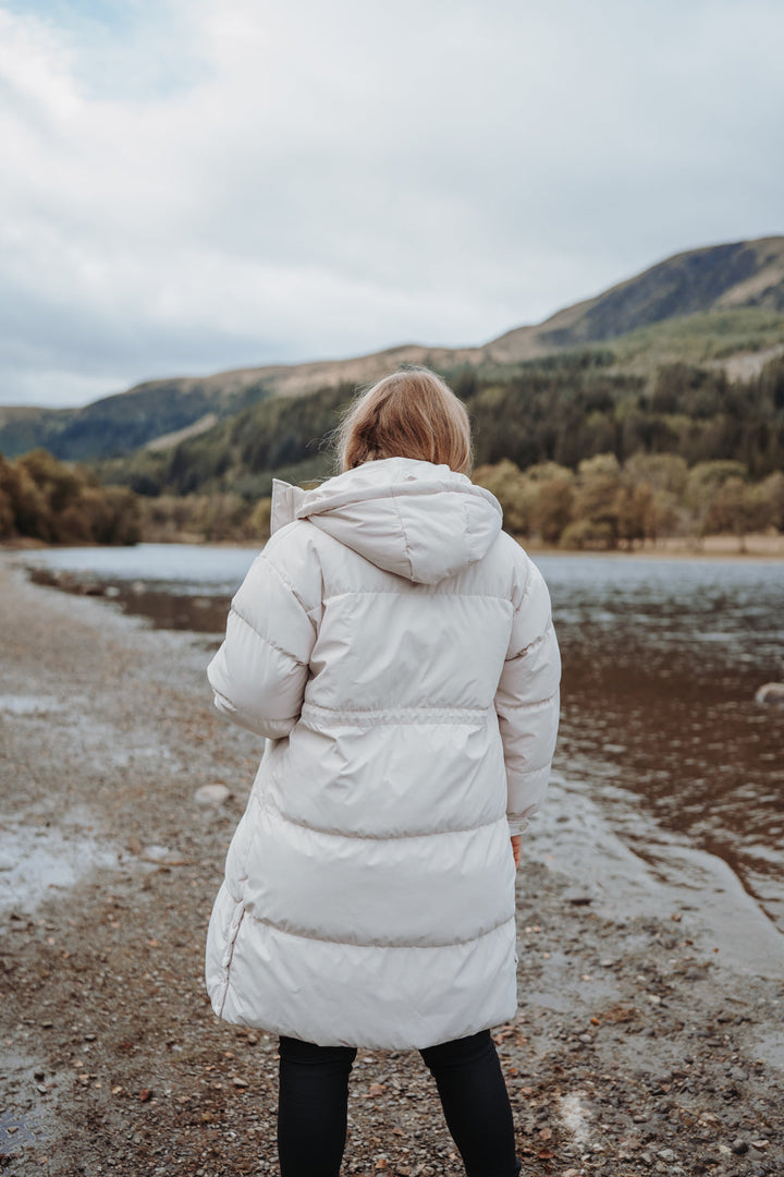 Steppjacke mit aufgesetzten Taschen (Beige)