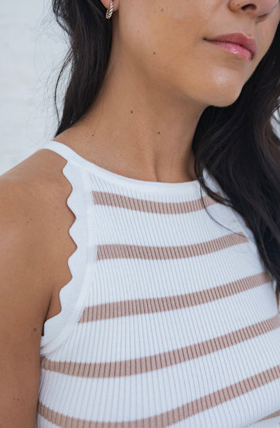 Top mit Zacken (Weiss-Beige)