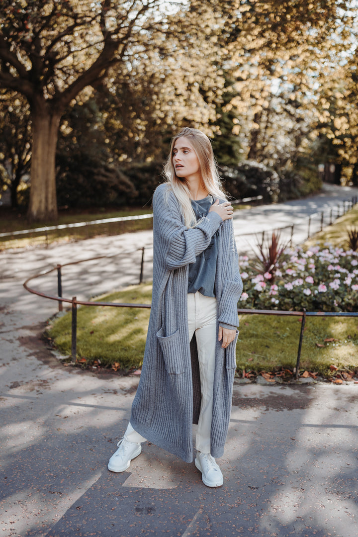 Maxi Cardigan mit Rippenmuster (Grau)