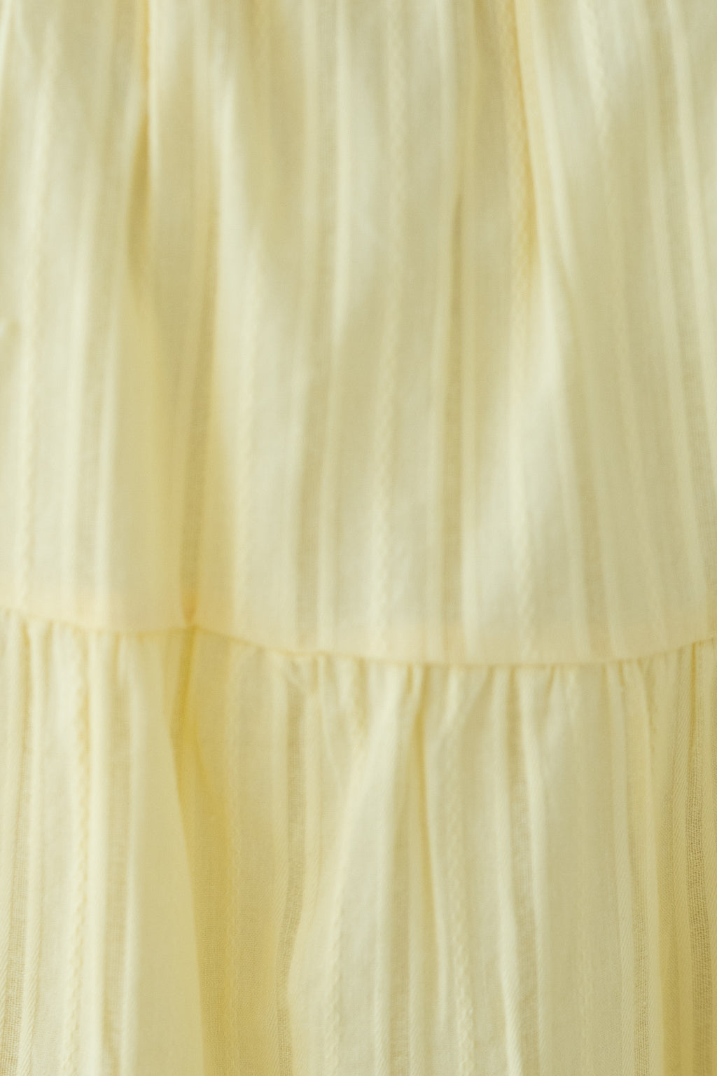 Weitgeschnittenes Kleid (Zitronengelb)