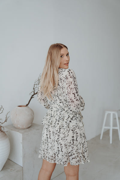 Kleid mit Volants (Creme-Schwarz)