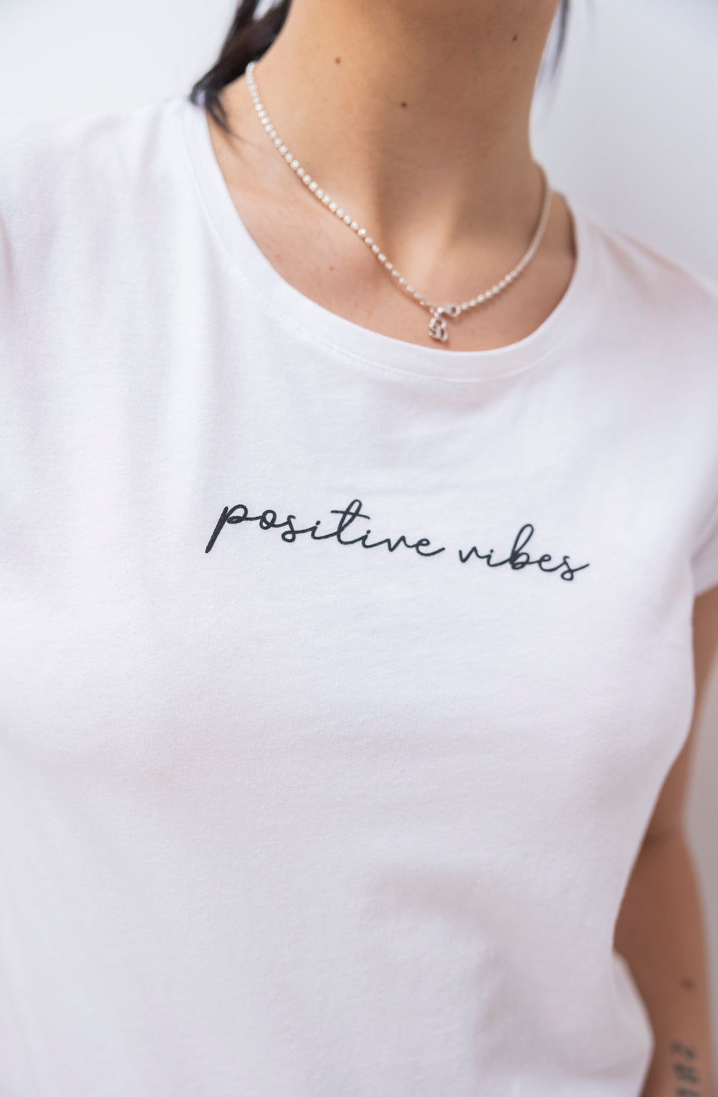 T-Shirt Positive Vibes (Weiss)