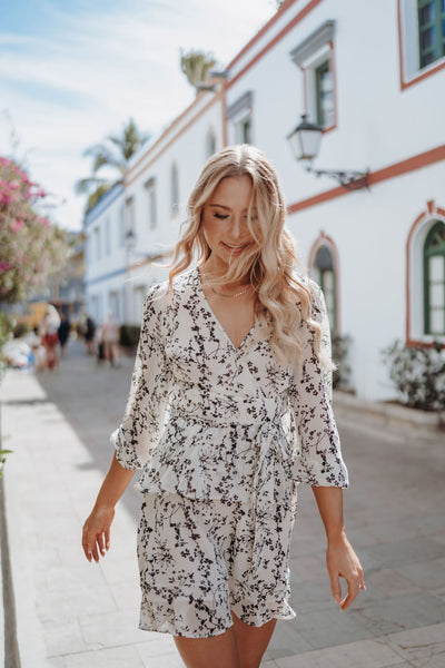 Kleid mit Volants (Creme-Schwarz)
