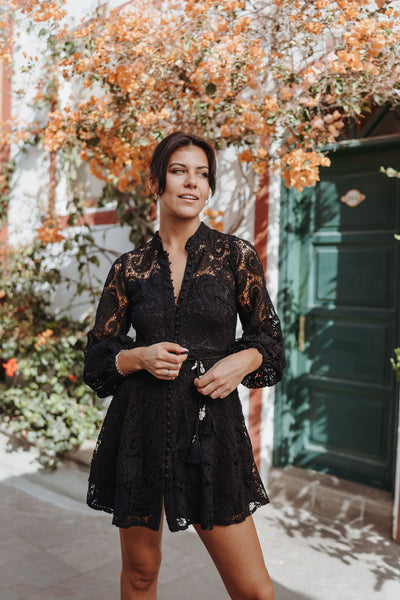 Kleid aus Spitze (Schwarz)